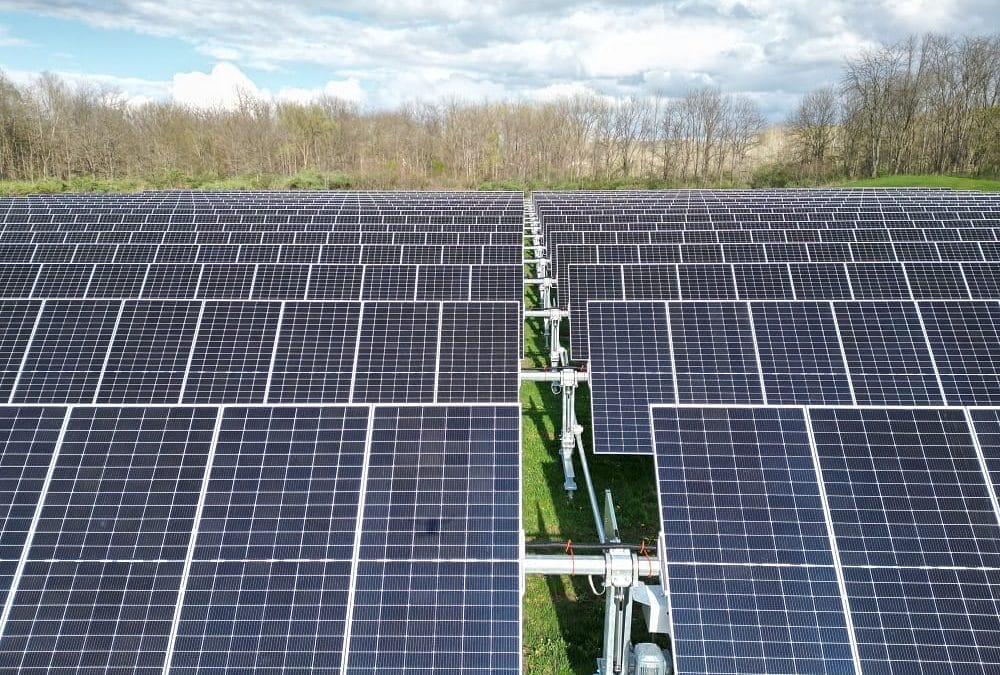 Single-axis solar tracking field, land lease for solar farm